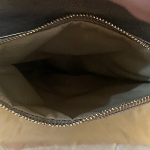 New! Sostter Silver Metallic Leather Luxury Backpack - Picture 10 of 11